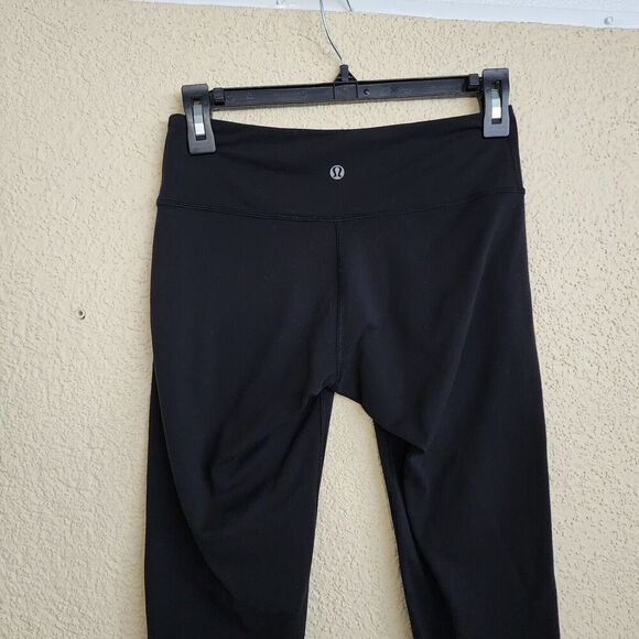 lululemon athletica Black Leggings 23” - Picture 3 of 6